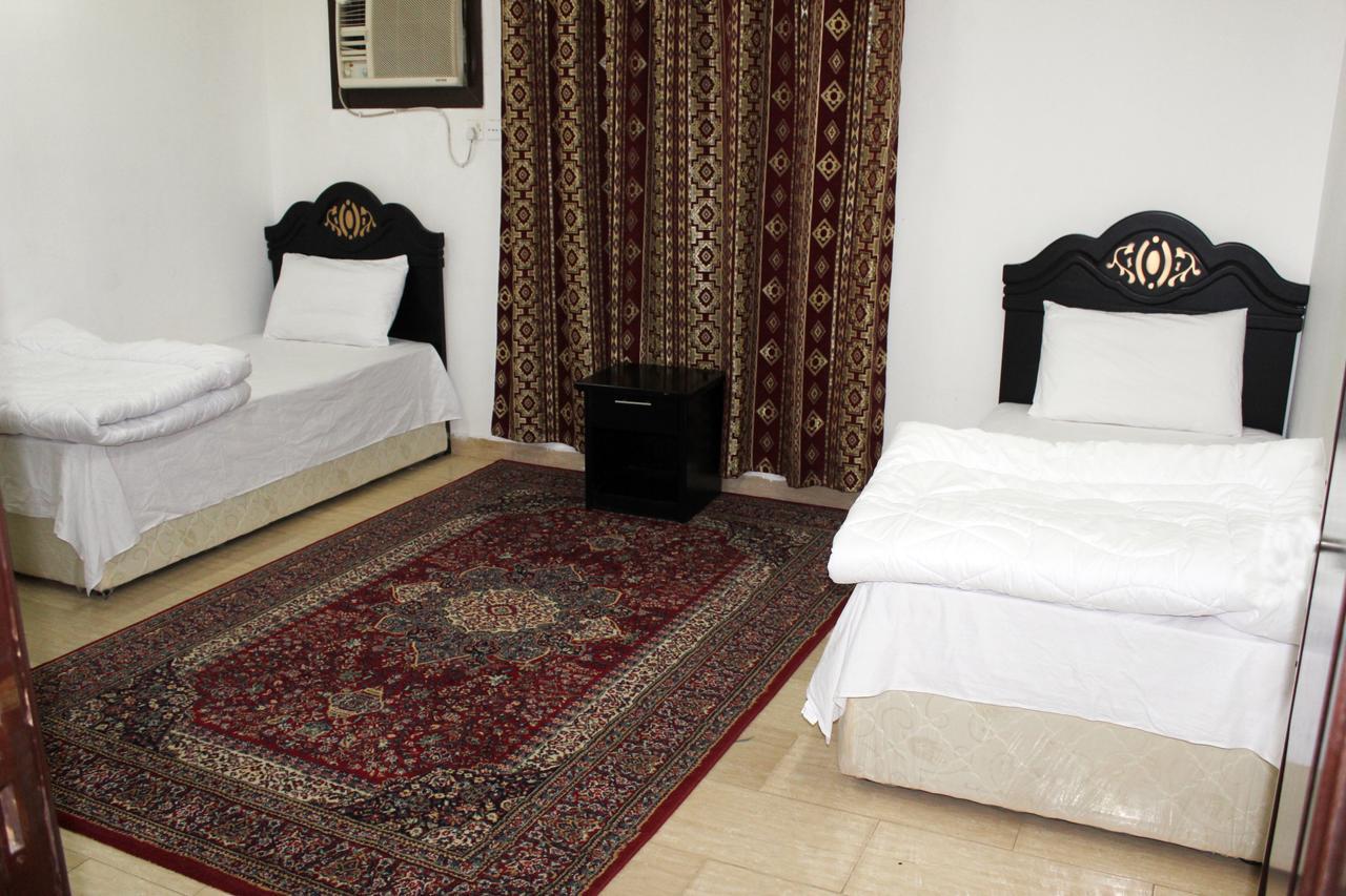 Al Eairy Apartments Alqaseem 3 Бурайда Екстериор снимка